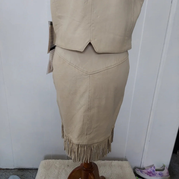 Pioneer Wear Vintage NOS Cream Leather Button Down Front Fringed A-Line Skirt‎ - Picture 4 of 16